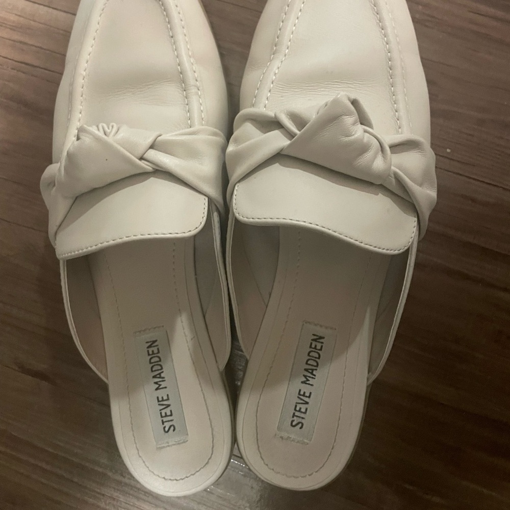 Steve Madden Size 8 Only Worn Once - image 2
